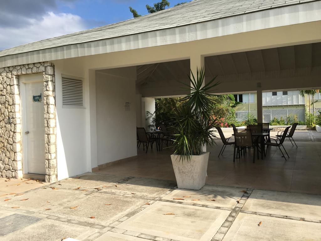 Anna'S Joye Seawind - Freeport, Montego Bay Exterior foto